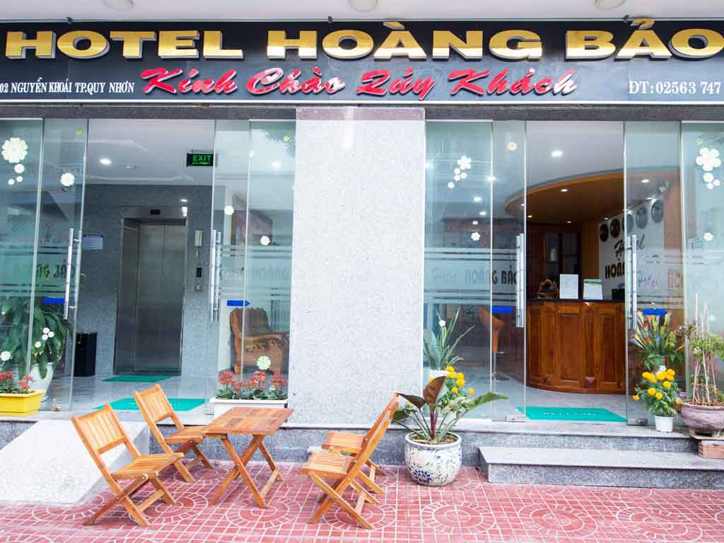 Khách sạn Hoàng Bảo