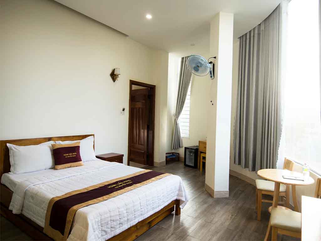 Khách sạn Hoàng Bảo