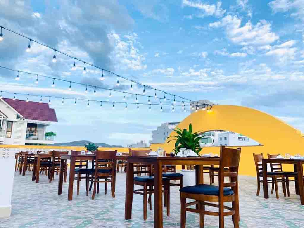 Nhà Hàng Ẩm Thực Việt Quy Nhơn